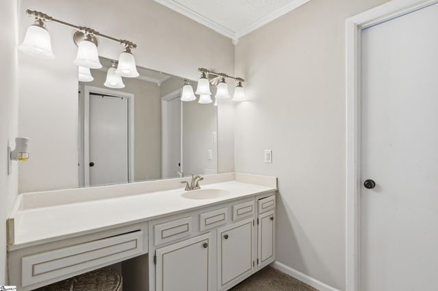 1004 Pine Oak Way, Taylors, SC 29687