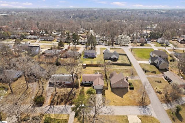 1004 Pine Oak Way, Taylors, SC 29687