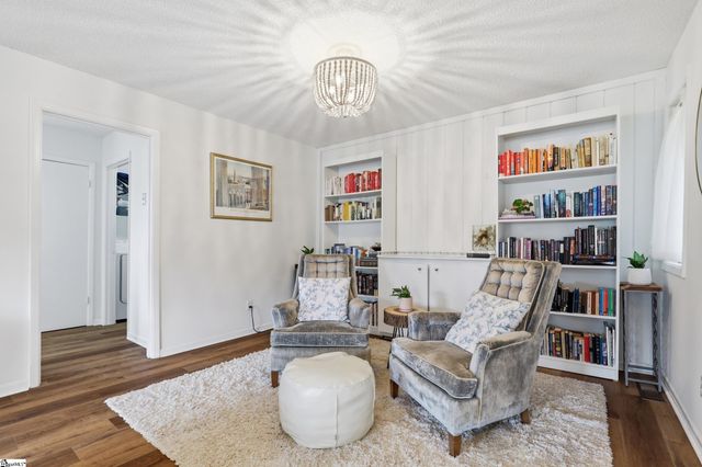 1004 Pine Oak Way, Taylors, SC 29687