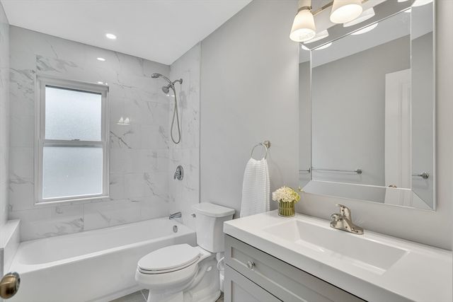 37-39 Lewis Rd 2, Belmont, MA 02478