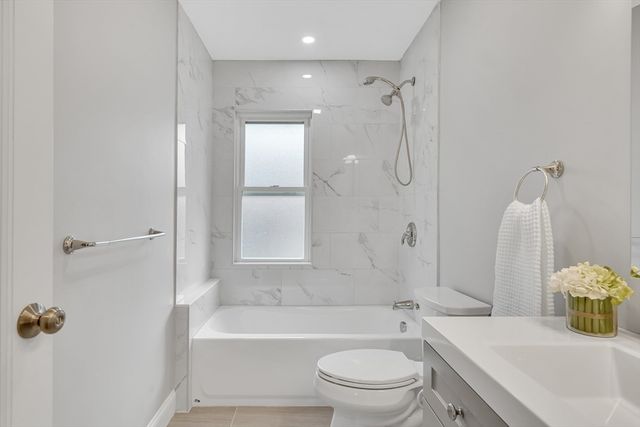 37-39 Lewis Rd 2, Belmont, MA 02478