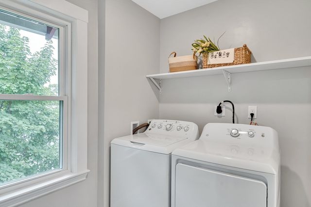 37-39 Lewis Rd 2, Belmont, MA 02478