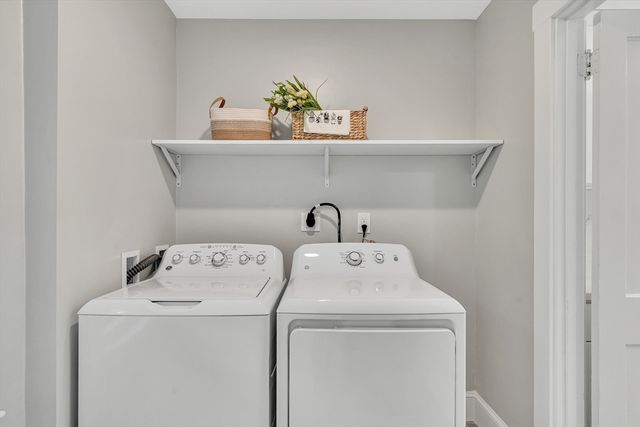 37-39 Lewis Rd 2, Belmont, MA 02478