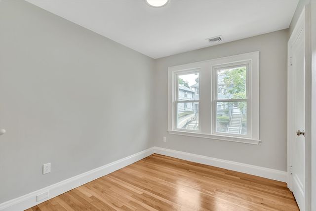 37-39 Lewis Rd 2, Belmont, MA 02478