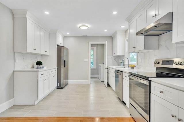 37-39 Lewis Rd 2, Belmont, MA 02478
