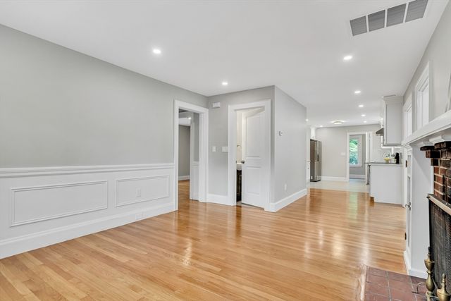 37-39 Lewis Rd 2, Belmont, MA 02478
