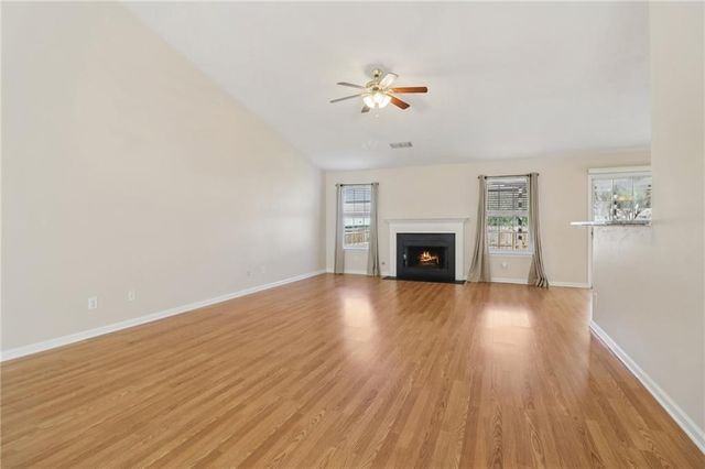 1038 River Plantation Drive, Woodstock, GA 30188