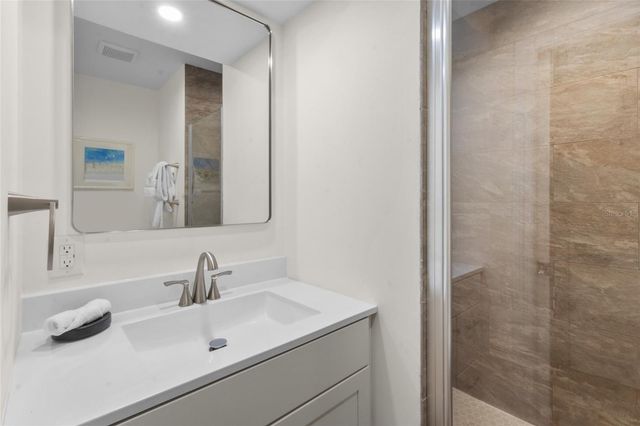 615 DREAM ISLAND PLACE 105, Longboat Key, FL 34228