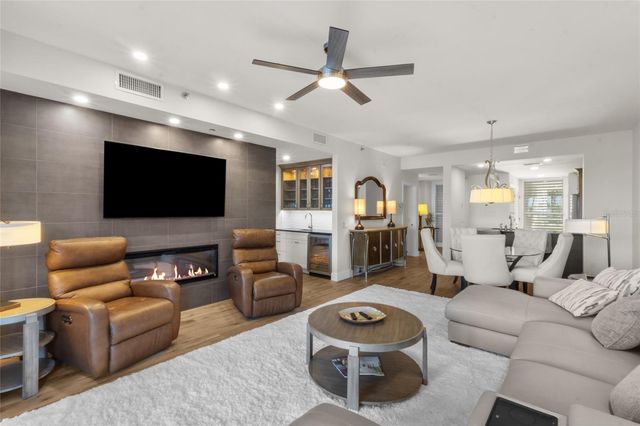 615 DREAM ISLAND PLACE 105, Longboat Key, FL 34228