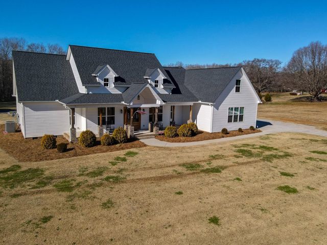 899 Hampton Road, Lyman, SC 29365