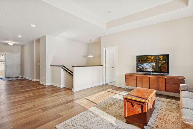 10751 Settlers Lane, Hanover, MN 55341