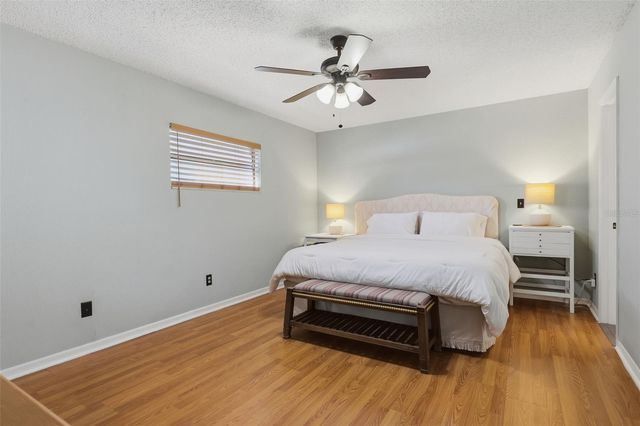 27627 LOIS DRIVE, Tavares, FL 32778