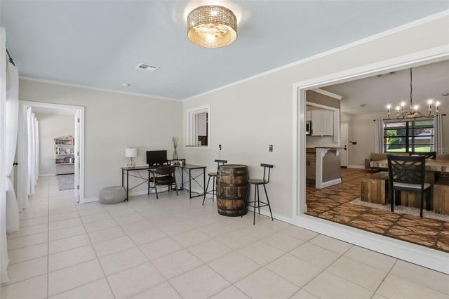 27627 LOIS DRIVE, Tavares, FL 32778