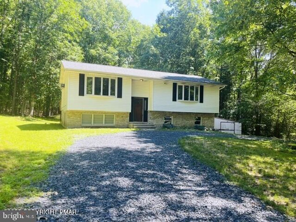 265 SUNDANCE RD, Effort, PA 18330
