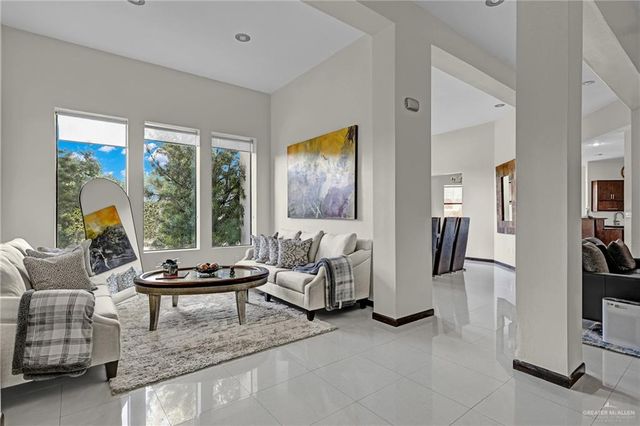 1010 Red River Street, Mission, TX 78572