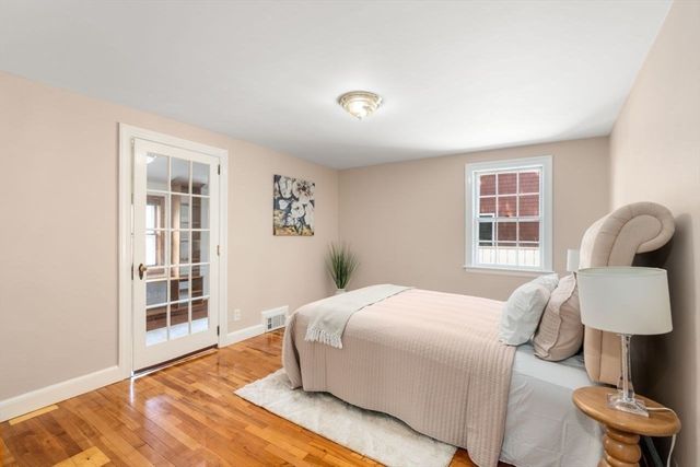21 Rose Dr, Newton, MA 02465