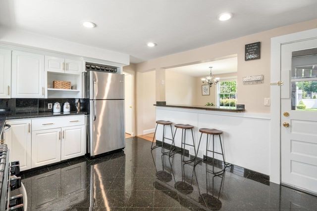 21 Rose Dr, Newton, MA 02465