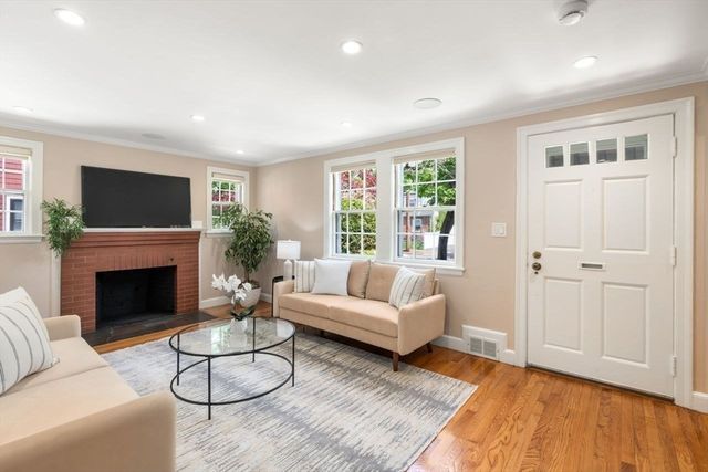 21 Rose Dr, Newton, MA 02465