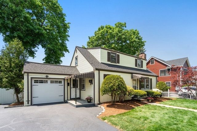 21 Rose Dr, Newton, MA 02465