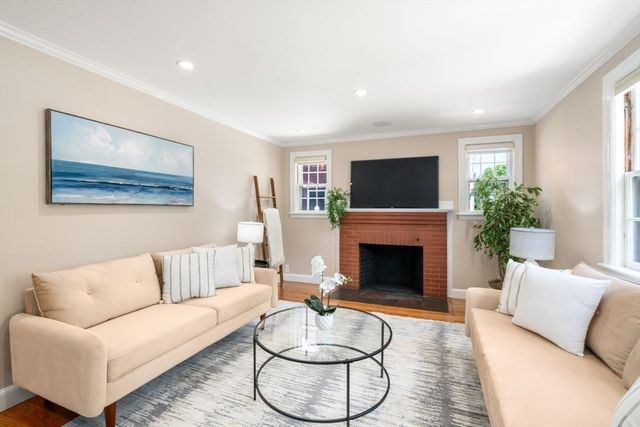 21 Rose Dr, Newton, MA 02465