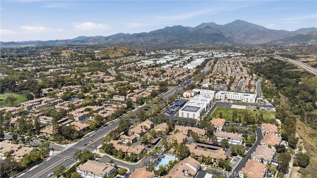 39 Pomelo, Rancho Santa Margarita, CA 92688