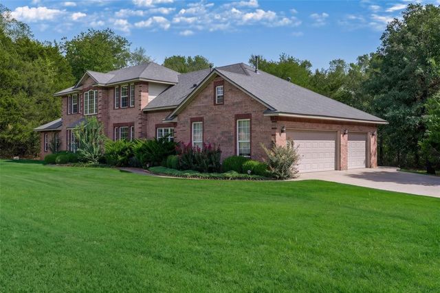 940 Lake Vista Road, Edmond, OK 73034