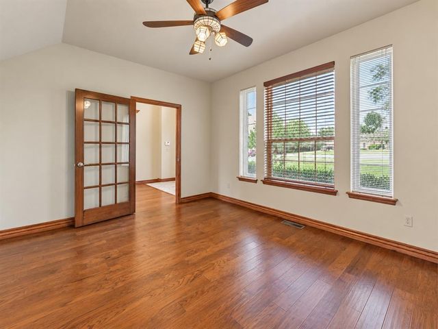 940 Lake Vista Road, Edmond, OK 73034