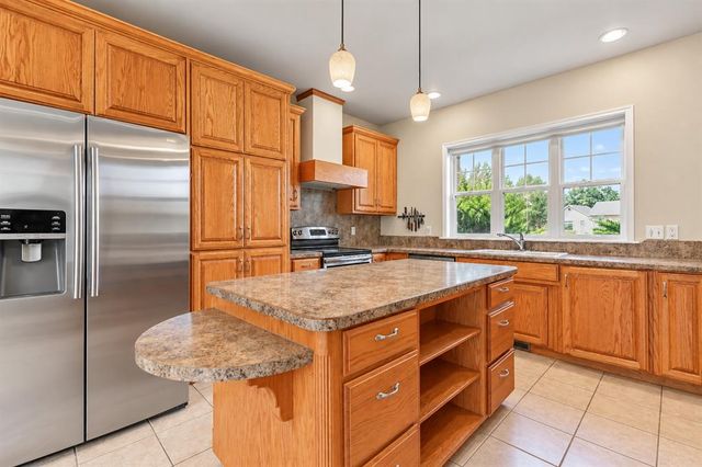 940 Lake Vista Road, Edmond, OK 73034