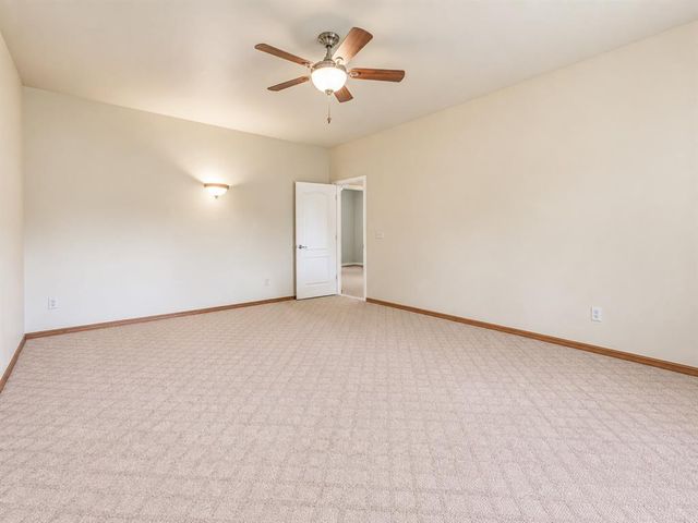 940 Lake Vista Road, Edmond, OK 73034