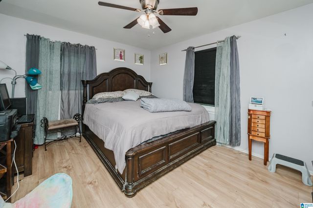 108 26TH AVENUE NW, Center Point, AL 35215