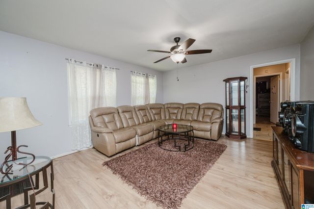 108 26TH AVENUE NW, Center Point, AL 35215