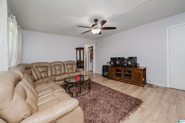 108 26TH AVENUE NW, Center Point, AL 35215