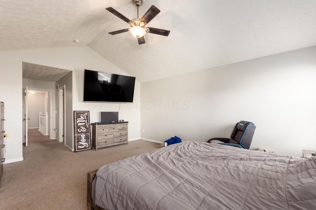 4052 Ponds Edge Street, Grove City, OH 43123