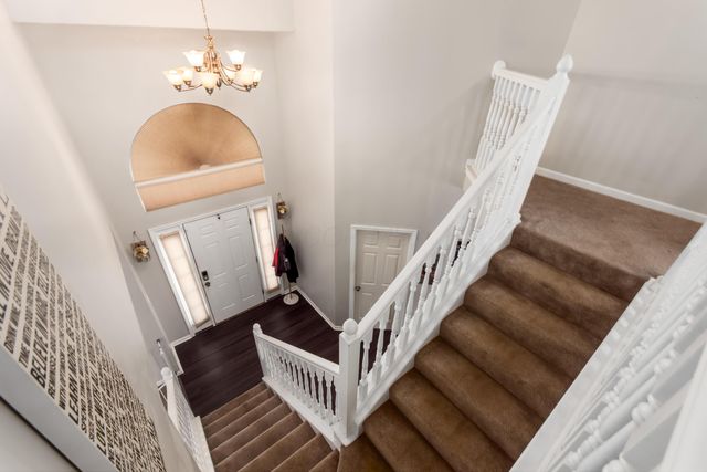 4052 Ponds Edge Street, Grove City, OH 43123