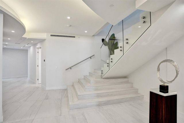 701 N Fort Lauderdale Beach Boulevard PH 1801, Fort Lauderdale, FL 33304