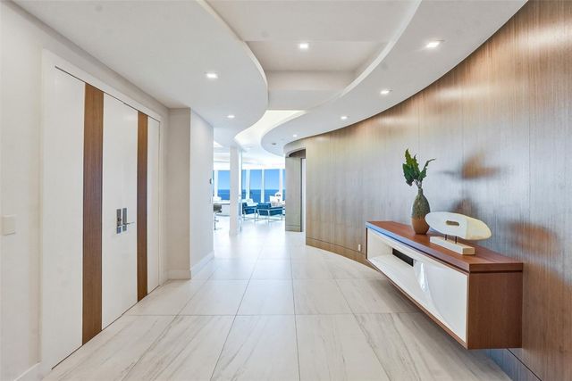 701 N Fort Lauderdale Beach Boulevard PH 1801, Fort Lauderdale, FL 33304