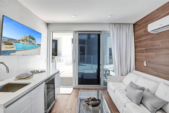 701 N Fort Lauderdale Beach Boulevard PH 1801, Fort Lauderdale, FL 33304