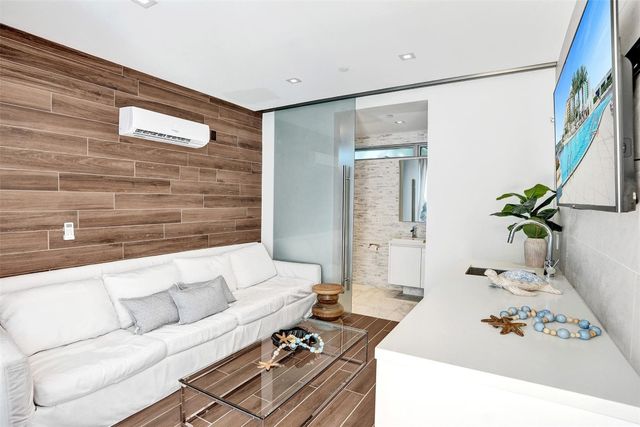 701 N Fort Lauderdale Beach Boulevard PH 1801, Fort Lauderdale, FL 33304