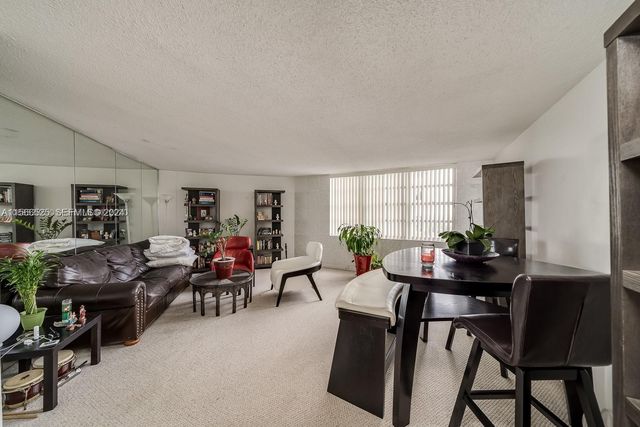 2750 NE 183rd Street 1107, Aventura, FL 33160