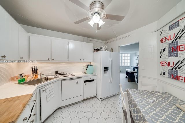 2750 NE 183rd Street 1107, Aventura, FL 33160