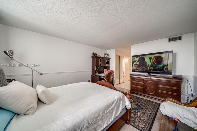 2750 NE 183rd Street 1107, Aventura, FL 33160