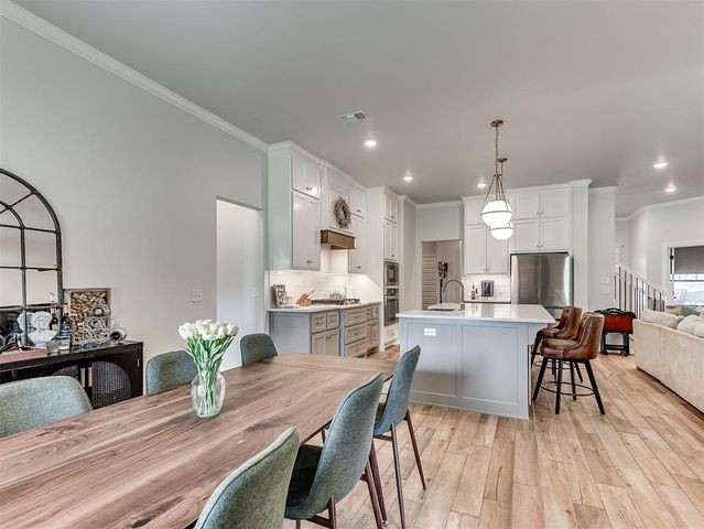 3405 Broadmoore Drive, Moore, OK 73160
