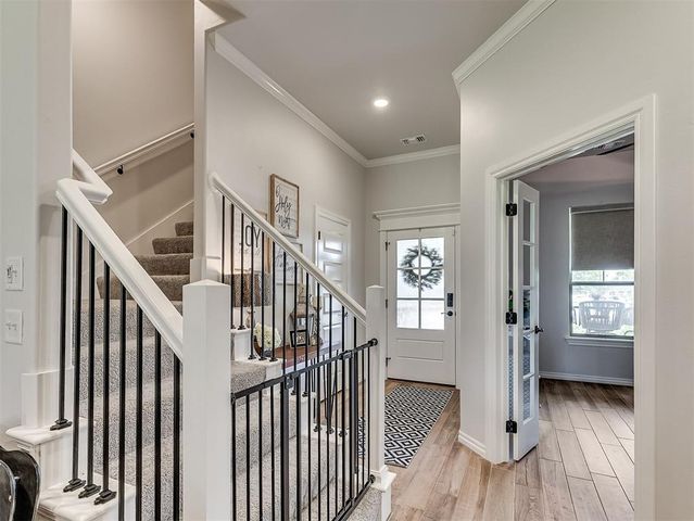 3405 Broadmoore Drive, Moore, OK 73160