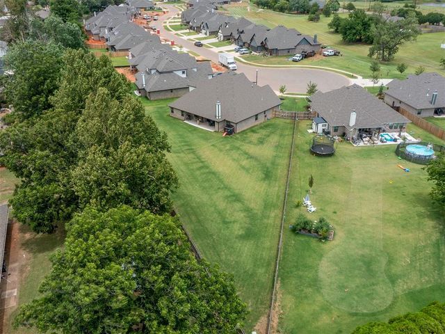 3405 Broadmoore Drive, Moore, OK 73160