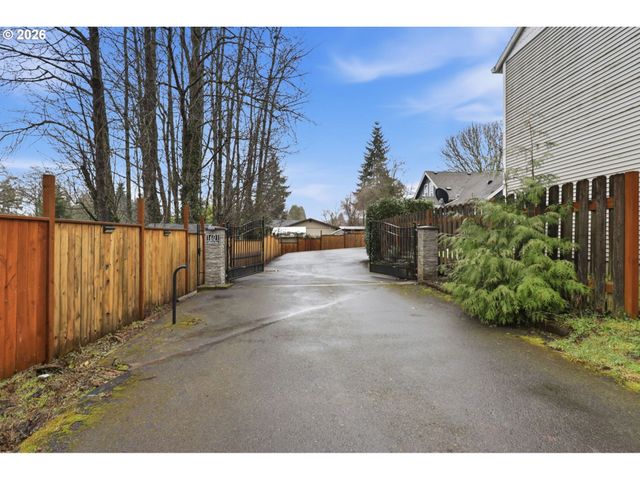 1601 CELLARS Ave, Vancouver, WA 98661