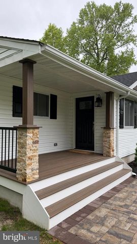2470 WHITE OAK RD, Dover, DE 19901