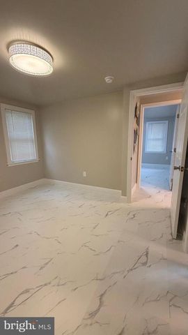 2470 WHITE OAK RD, Dover, DE 19901