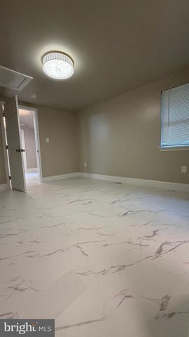2470 WHITE OAK RD, Dover, DE 19901