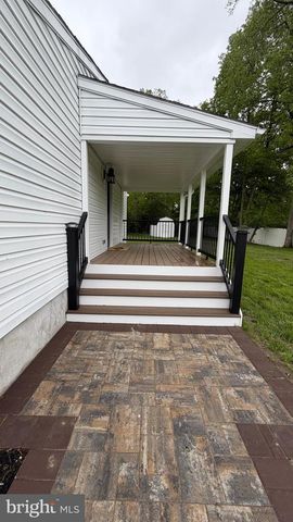 2470 WHITE OAK RD, Dover, DE 19901