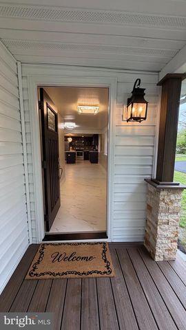 2470 WHITE OAK RD, Dover, DE 19901